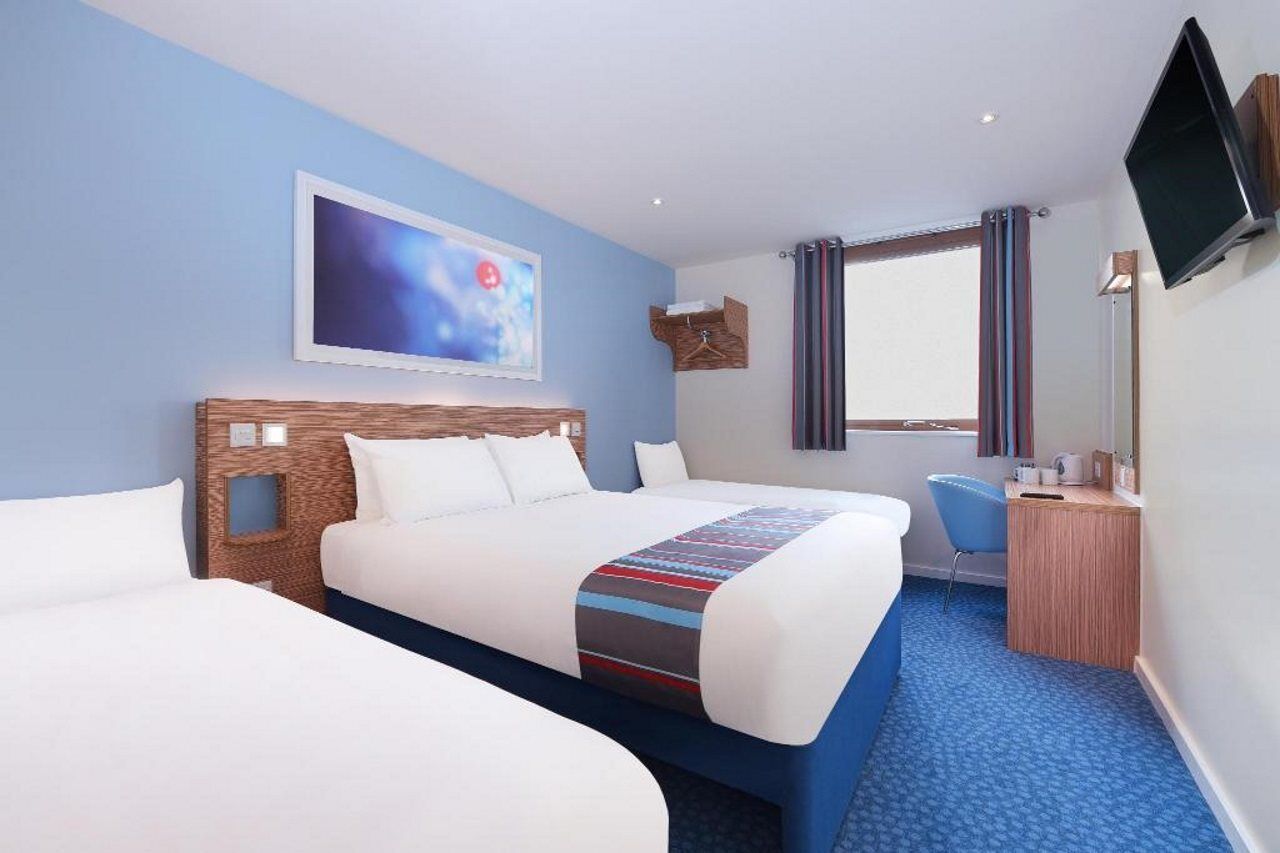 Travelodge Cardiff Central Queen Street Eksteriør bilde